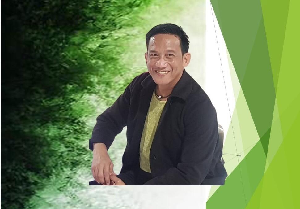 filipino English tutor, teacher of English from the Philippines and native English speaker